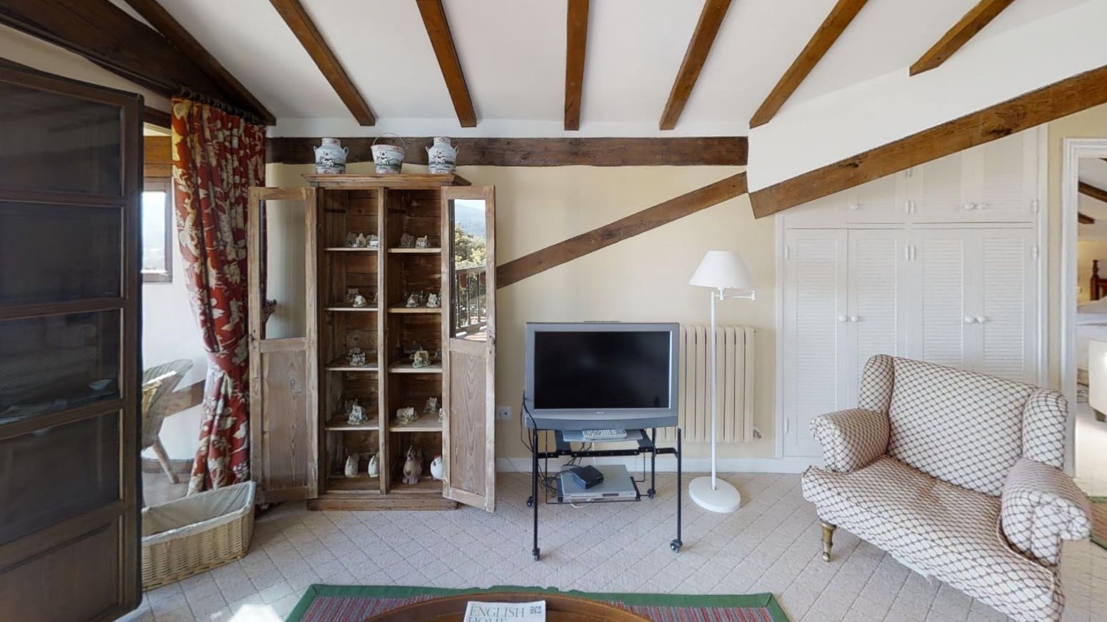 12 Zimmer Villa zu verkaufen in Navajeda mit Pool - 1.280.000 € (Ref: 10133158)