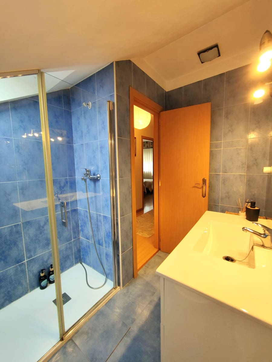 3 bedroom Villa for rent in Pielagos - € 1,600 (Ref: 10135775)