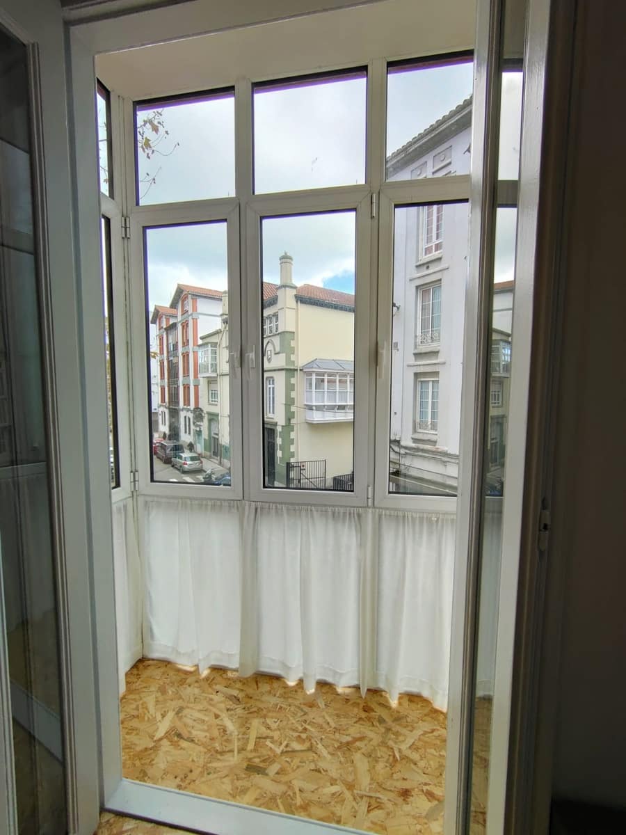 2 quarto Apartamento para arrendar em Santander - 1 100 € (Ref: 10141788)