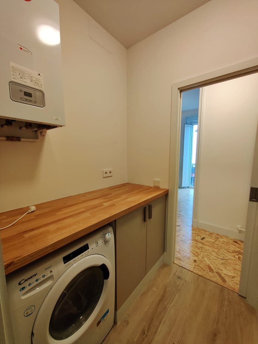 2 quarto Apartamento para arrendar em Santander - 1 100 € (Ref: 10141788)