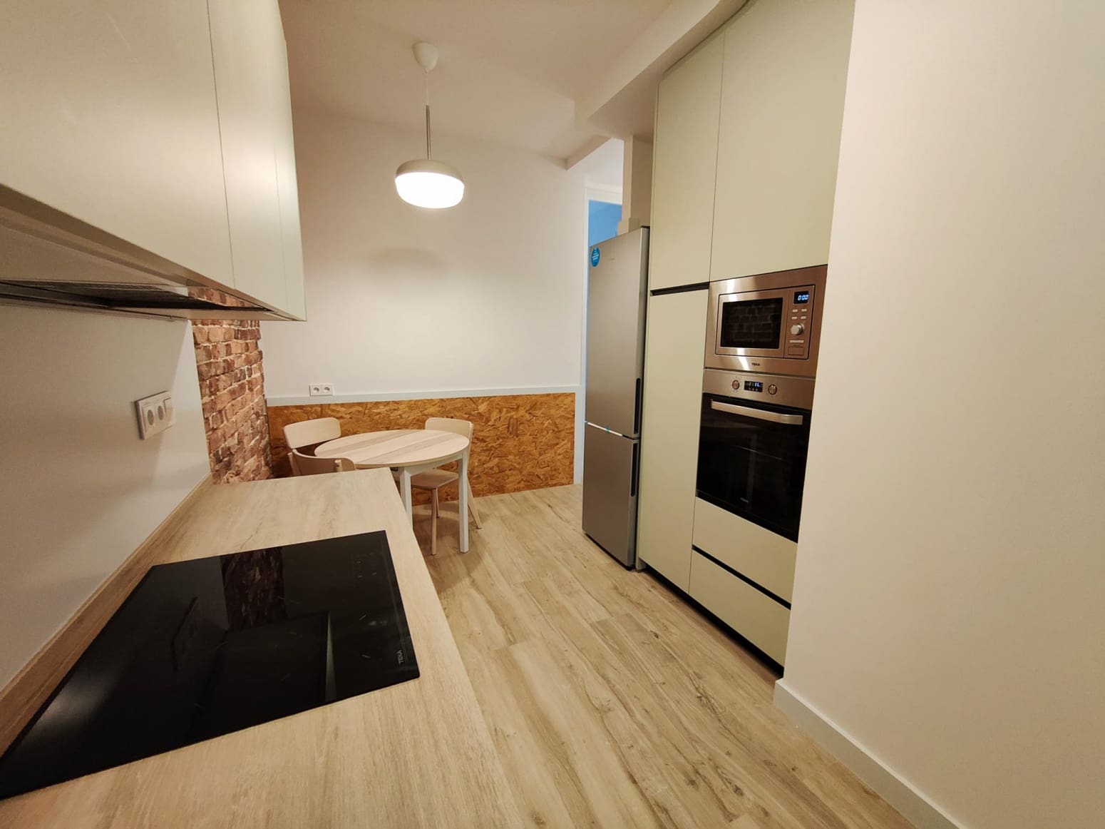 2 quarto Apartamento para arrendar em Santander - 1 100 € (Ref: 10141788)