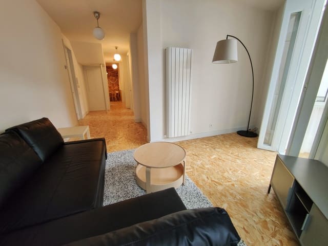 2 makuuhuone Asunto vuokrattavana paikassa Santander - 1 100 € (Ref: 10141788)