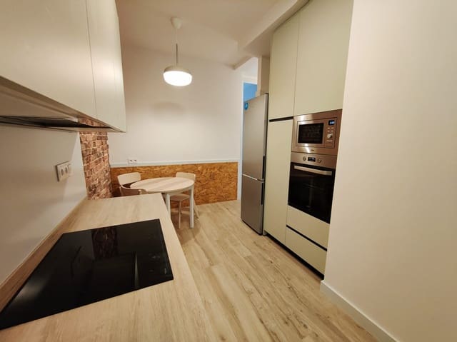 2 makuuhuone Asunto vuokrattavana paikassa Santander - 1 100 € (Ref: 10141788)