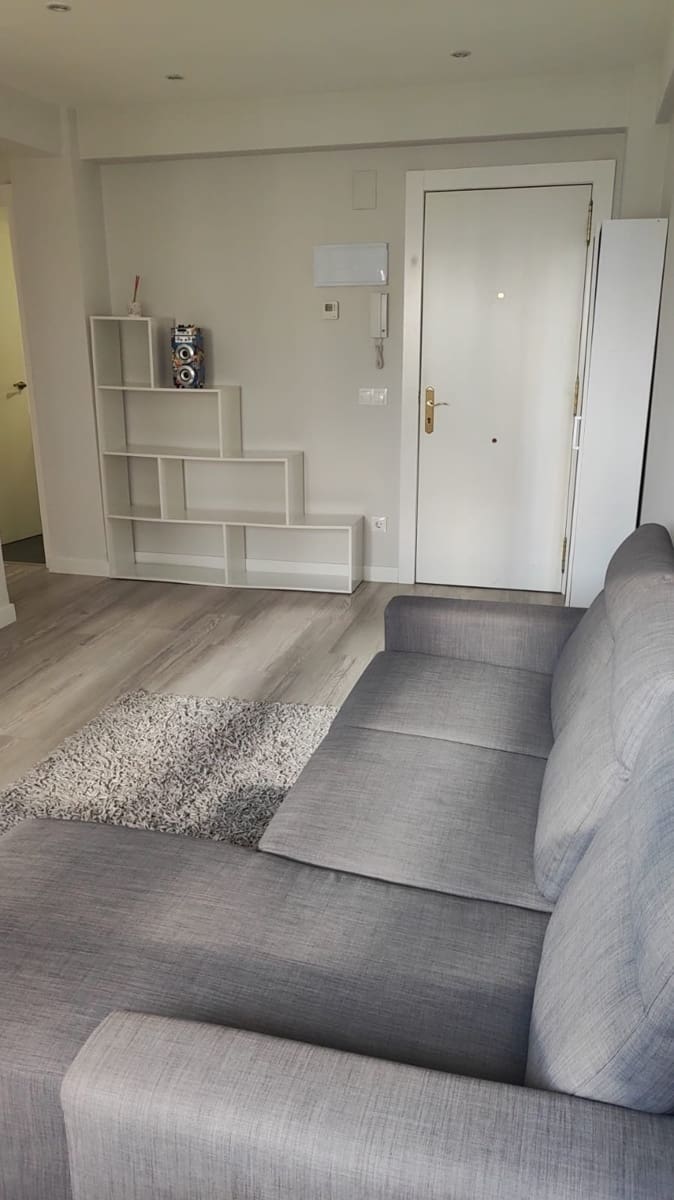 4 bedroom Flat for sale in Santander with garage - € 360,000 (Ref: 10168294)