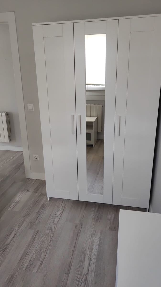 4 bedroom Flat for sale in Santander with garage - € 360,000 (Ref: 10168294)