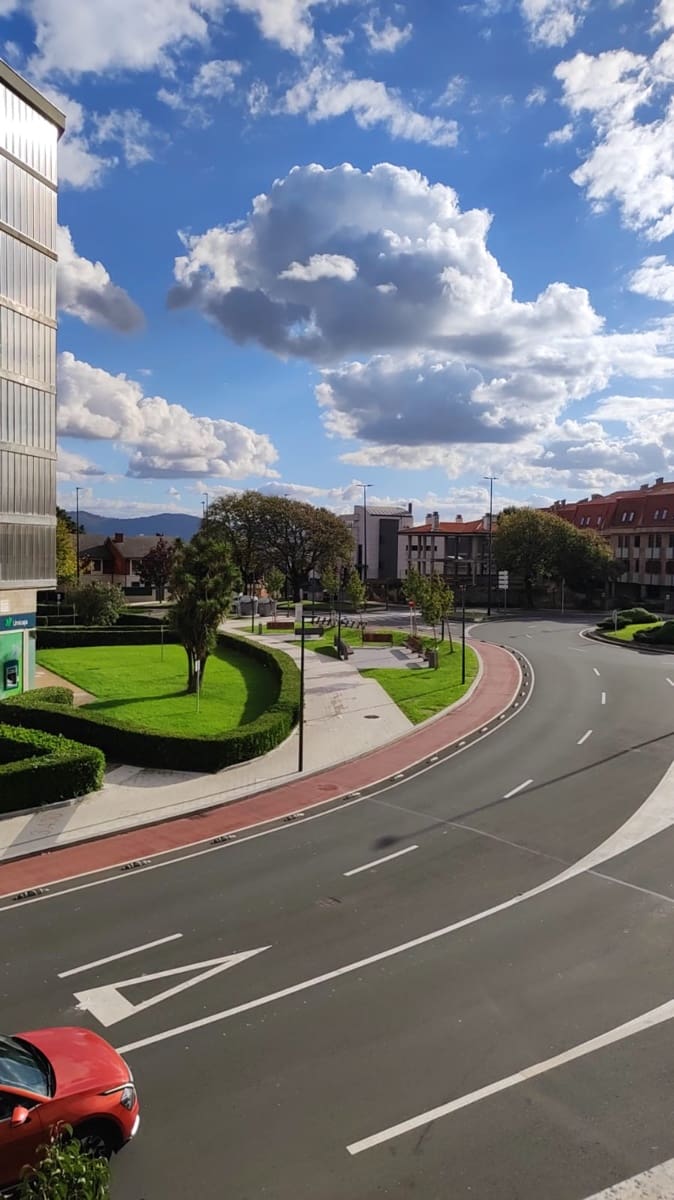 4 bedroom Flat for sale in Santander with garage - € 360,000 (Ref: 10168294)