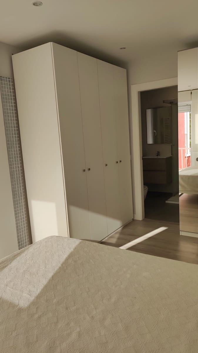 4 bedroom Flat for sale in Santander with garage - € 360,000 (Ref: 10168294)