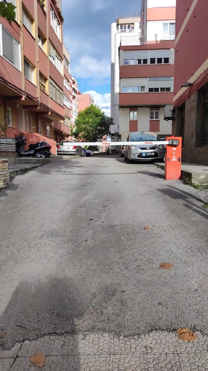 4 bedroom Flat for sale in Santander with garage - € 360,000 (Ref: 10168294)