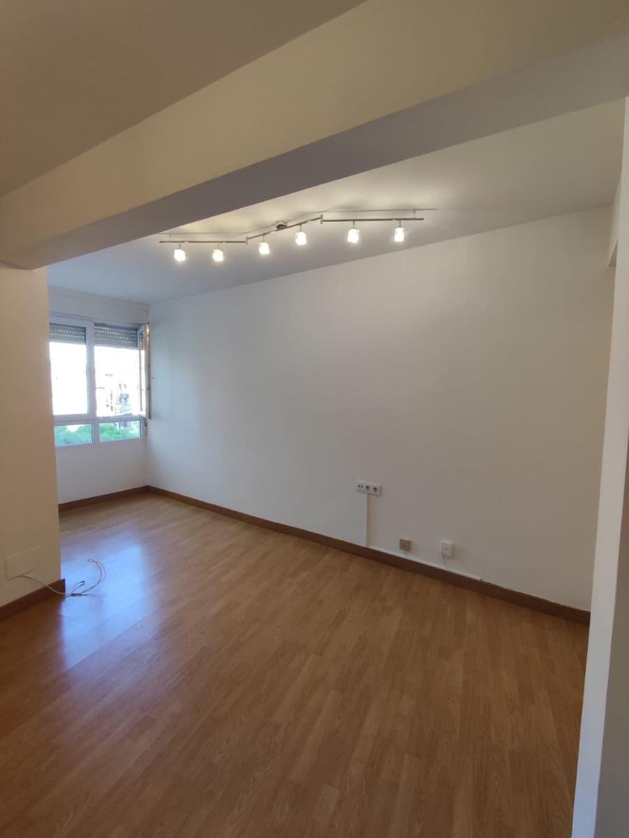 3 makuuhuone Asunto vuokrattavana paikassa Santander mukana 
autotalli - 1 100 € (Ref: 10173378)