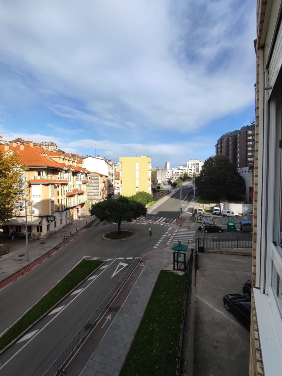 3 makuuhuone Asunto vuokrattavana paikassa Santander mukana 
autotalli - 1 100 € (Ref: 10173378)