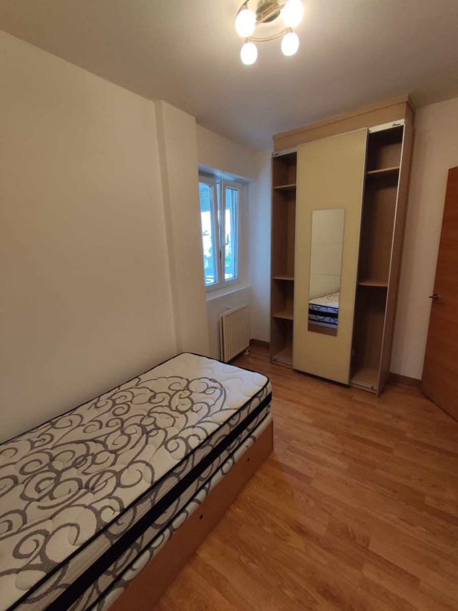 3 makuuhuone Asunto vuokrattavana paikassa Santander mukana 
autotalli - 1 100 € (Ref: 10173378)