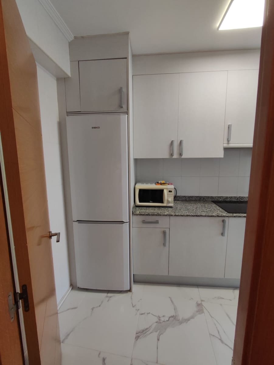 3 makuuhuone Asunto vuokrattavana paikassa Santander mukana 
autotalli - 1 100 € (Ref: 10173378)