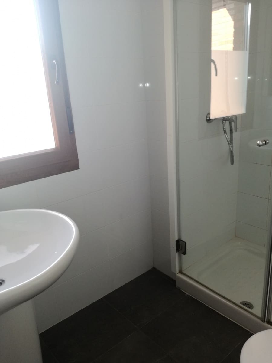 2 soveværelse Lejlighed til leje i Santander med garage - € 1.200 (Ref: 4901399)