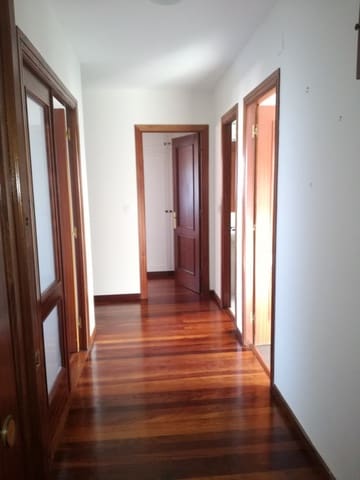 2 soverom Leilighet til leie i Santander med garasje - € 1 200 (Ref: 4901399)