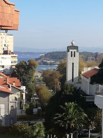 2 soverom Leilighet til leie i Santander med garasje - € 1 200 (Ref: 4901399)