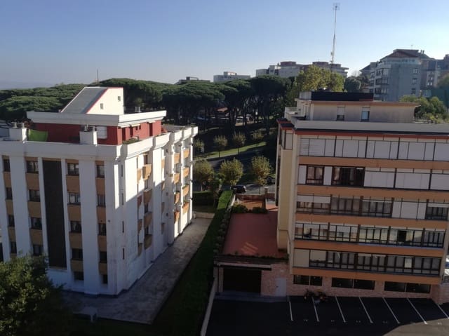 2 soverom Leilighet til leie i Santander med garasje - € 1 200 (Ref: 4901399)