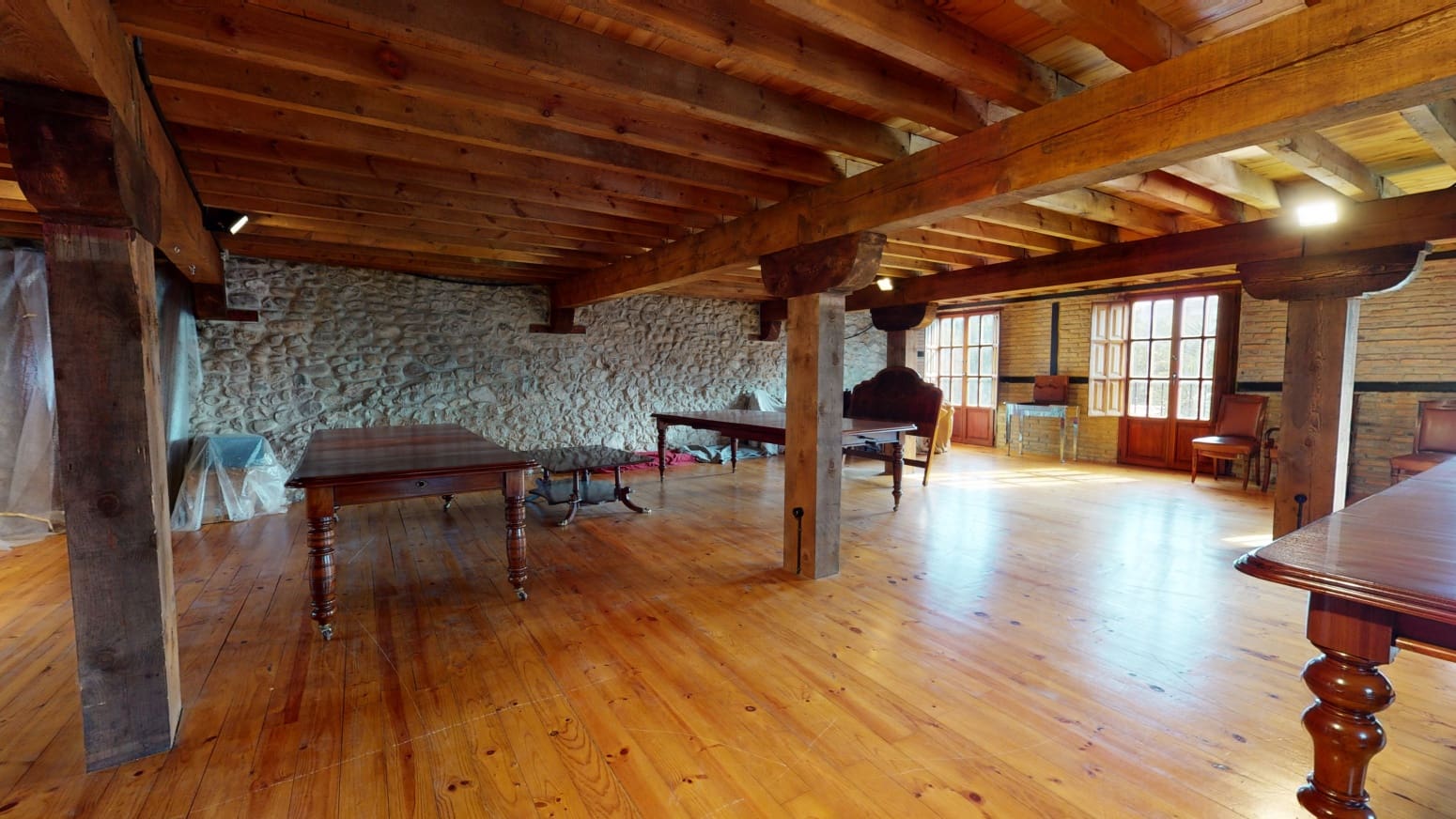 5 soverom Bedrift til salgs i Solares med garasje - € 325 000 (Ref: 6655331)