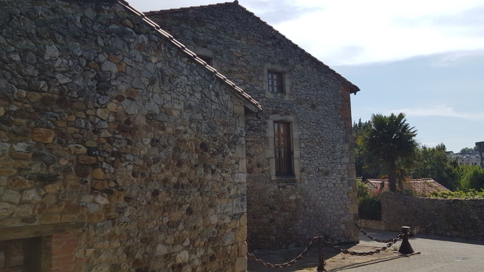 5 soverom Bedrift til salgs i Solares med garasje - € 325 000 (Ref: 6655331)