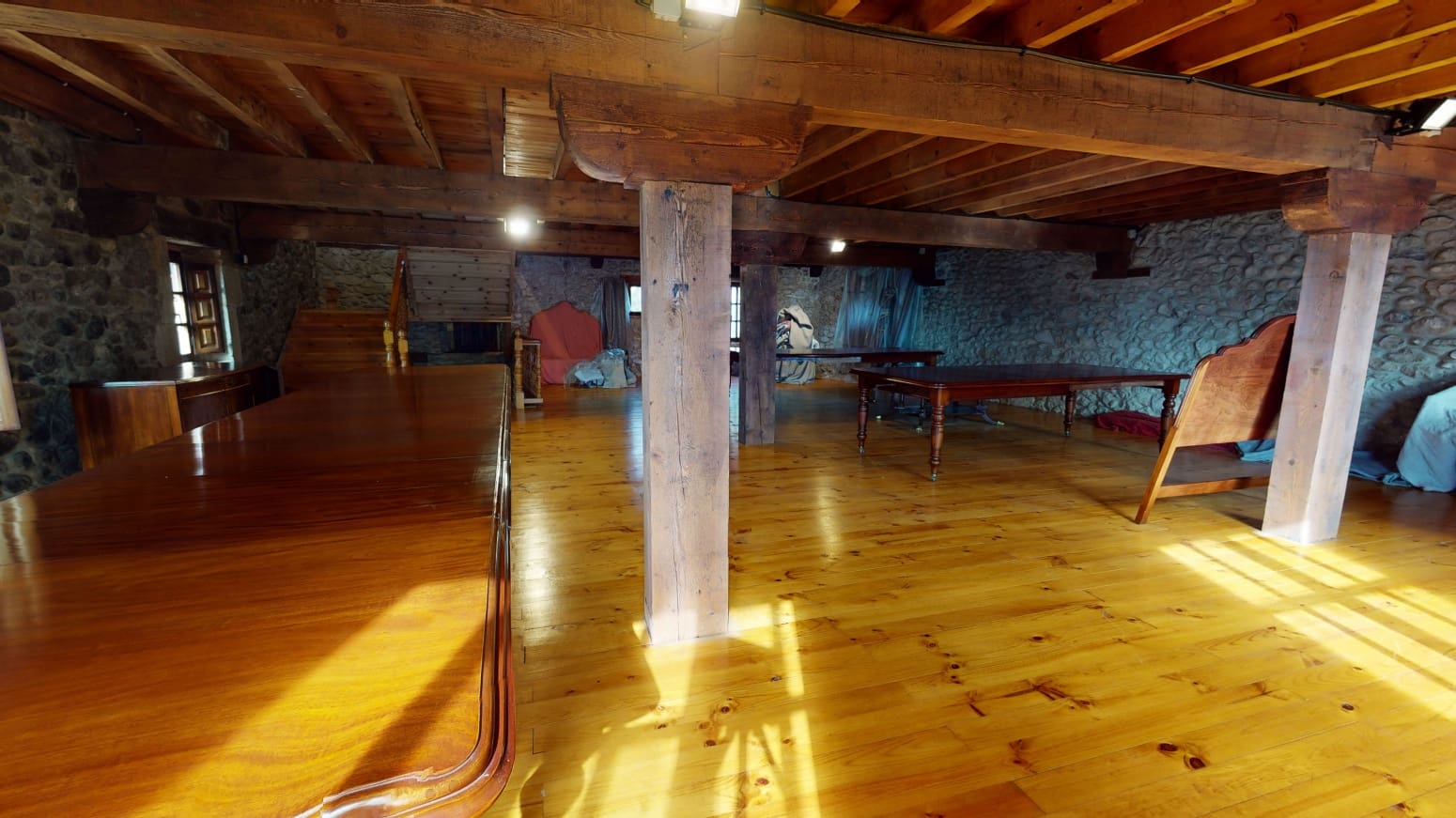 5 soverom Bedrift til salgs i Solares med garasje - € 325 000 (Ref: 6655331)