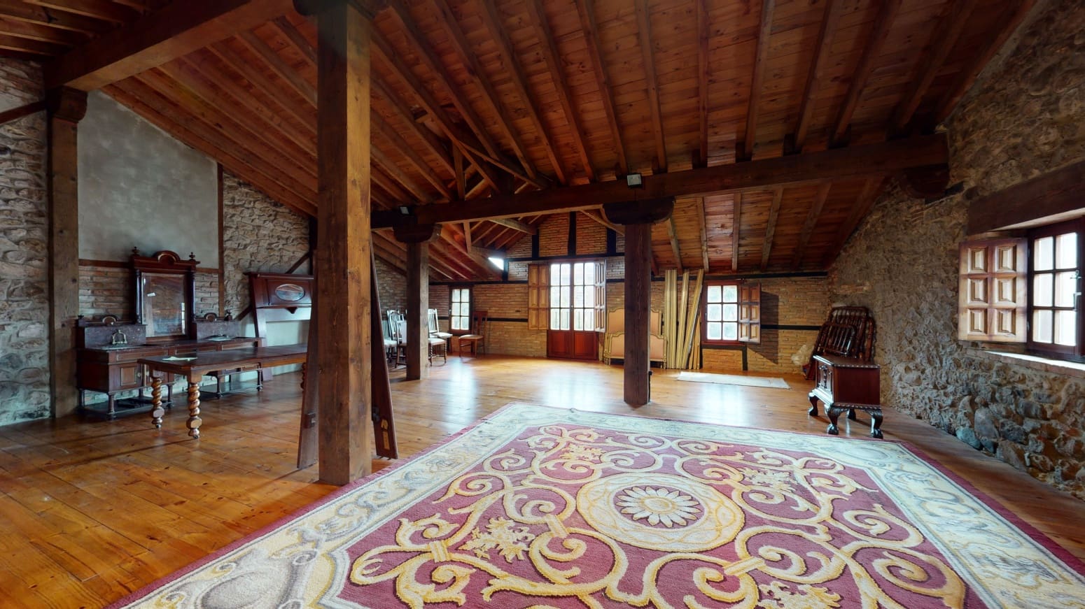 5 soverom Bedrift til salgs i Solares med garasje - € 325 000 (Ref: 6655331)