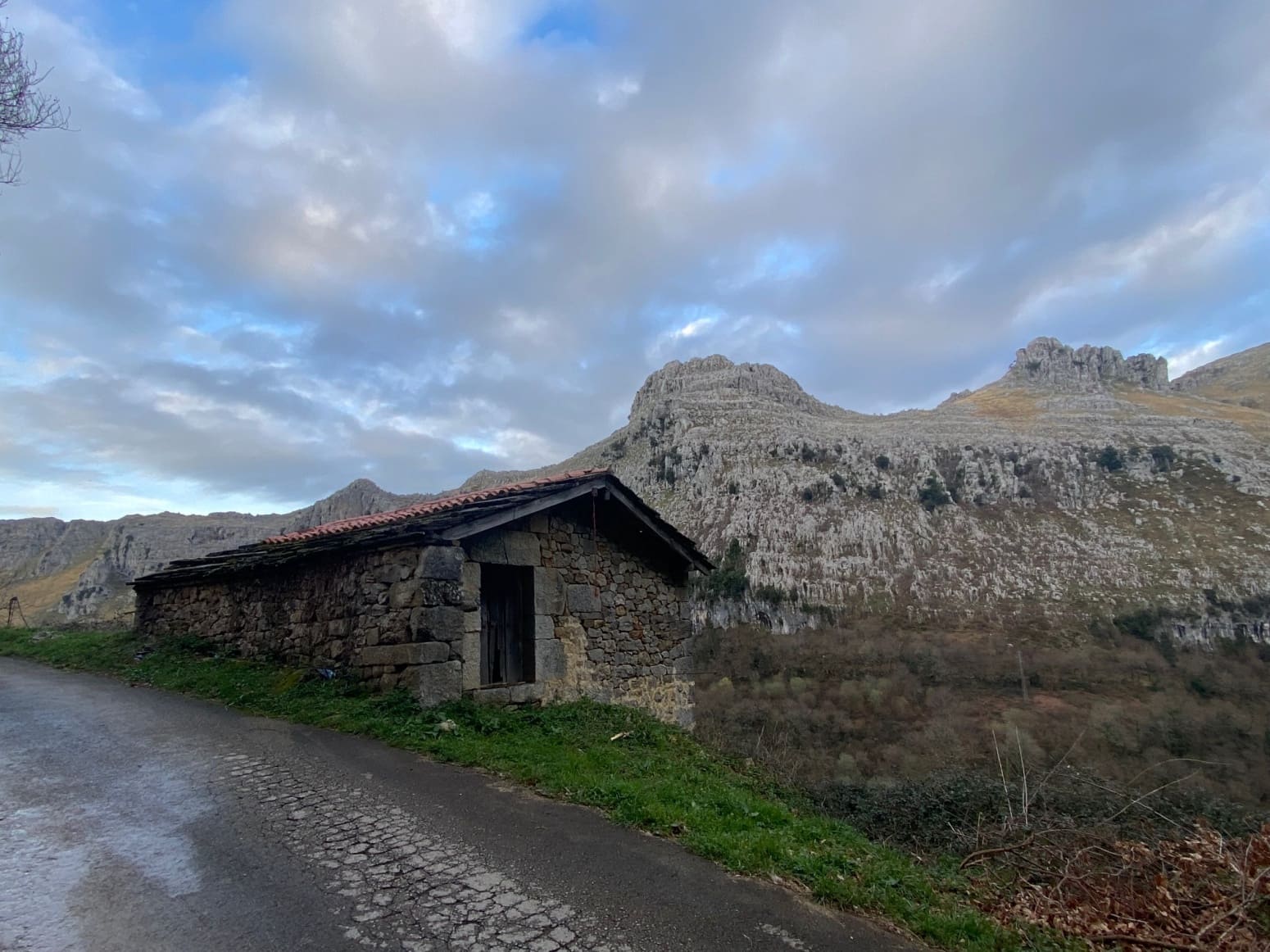 2 bedroom Business for sale in Miera - € 55,000 (Ref: 6664139)