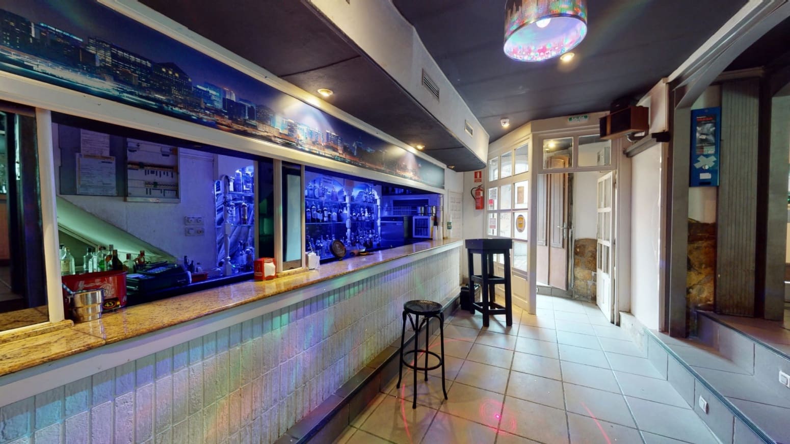 Commercieel te koop in Laredo - € 390.000 (Ref: 7412196)