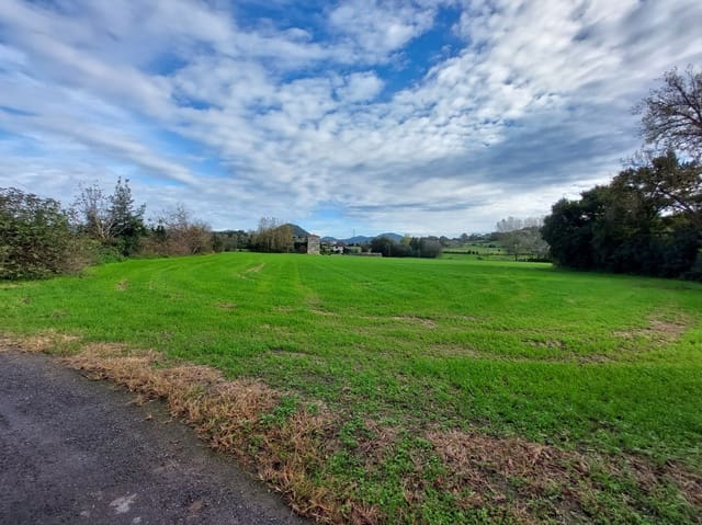 Building Plot for sale in Bárcena de Cicero - € 320,000 (Ref: 7483400)