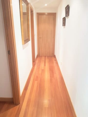 3 bedroom Flat for rent in Santander with garage - € 1,100 (Ref: 7776945)