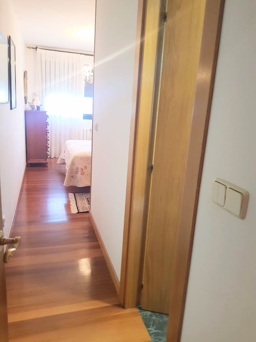 3 soveværelse Lejlighed til leje i Santander med garage - € 1.100 (Ref: 7776945)