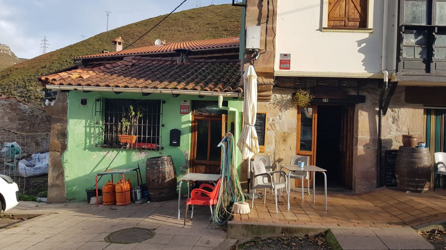 Erhverv til salg i Pesquera - € 149.500 (Ref: 7995782)