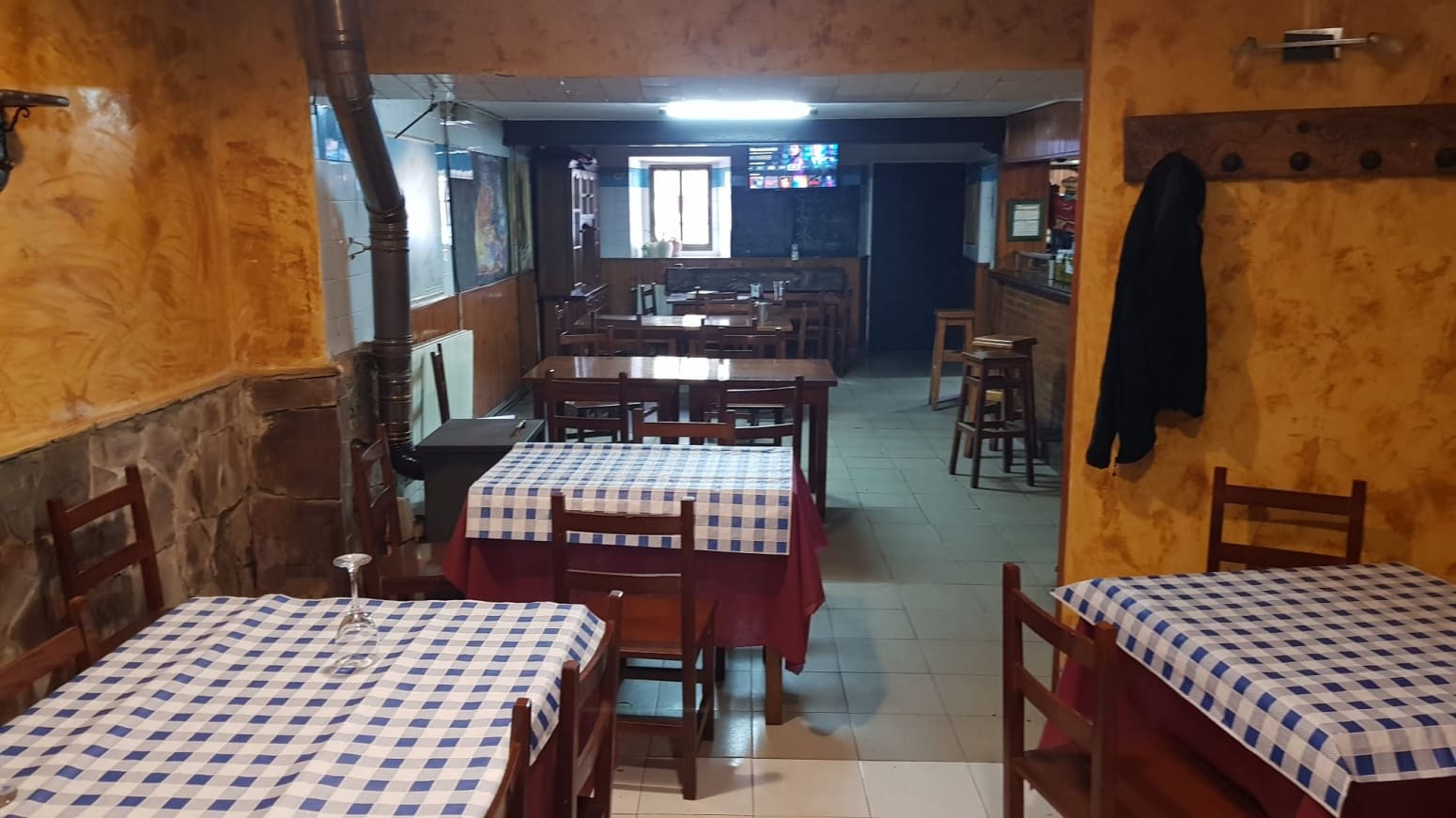 Erhverv til salg i Pesquera - € 149.500 (Ref: 7995782)