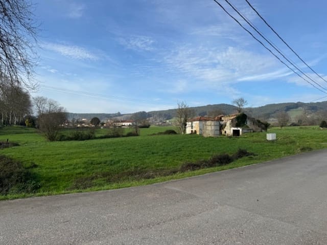 Chalet de 6 habitaciones en Bareyo, Bareyo en venta con garaje - 170.000 € (Ref: 8010333)