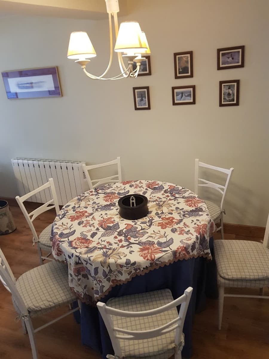 2 slaapkamer Flat te huur in Santander - € 700 (Ref: 8289182)