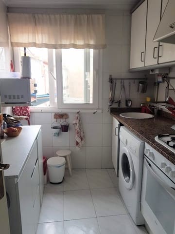 2 bedroom Flat for rent in Santander - € 700 (Ref: 8289182)