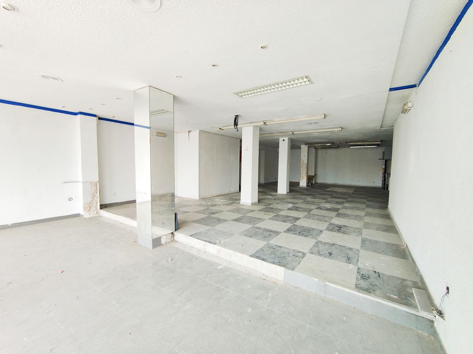 Erhverv til leje i Santander - € 1.400 (Ref: 8310574)