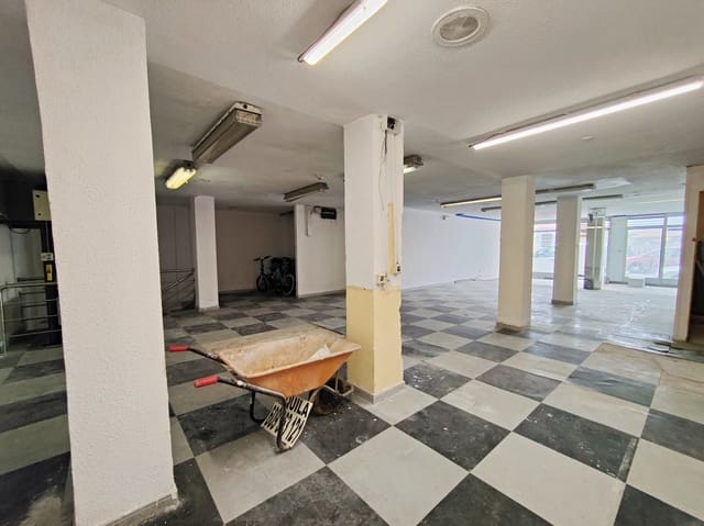 Erhverv til leje i Santander - € 1.400 (Ref: 8310574)