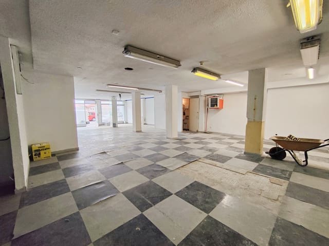 Erhverv til leje i Santander - € 1.400 (Ref: 8310574)