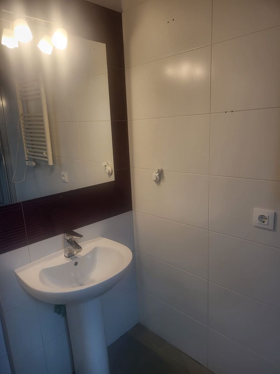 Piso de 1 habitación en Santander en alquiler - 850 € (Ref: 8339629)