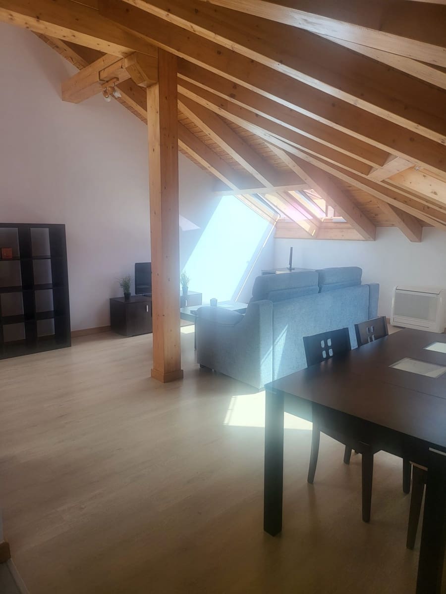 Piso de 1 habitación en Santander en alquiler - 850 € (Ref: 8339629)