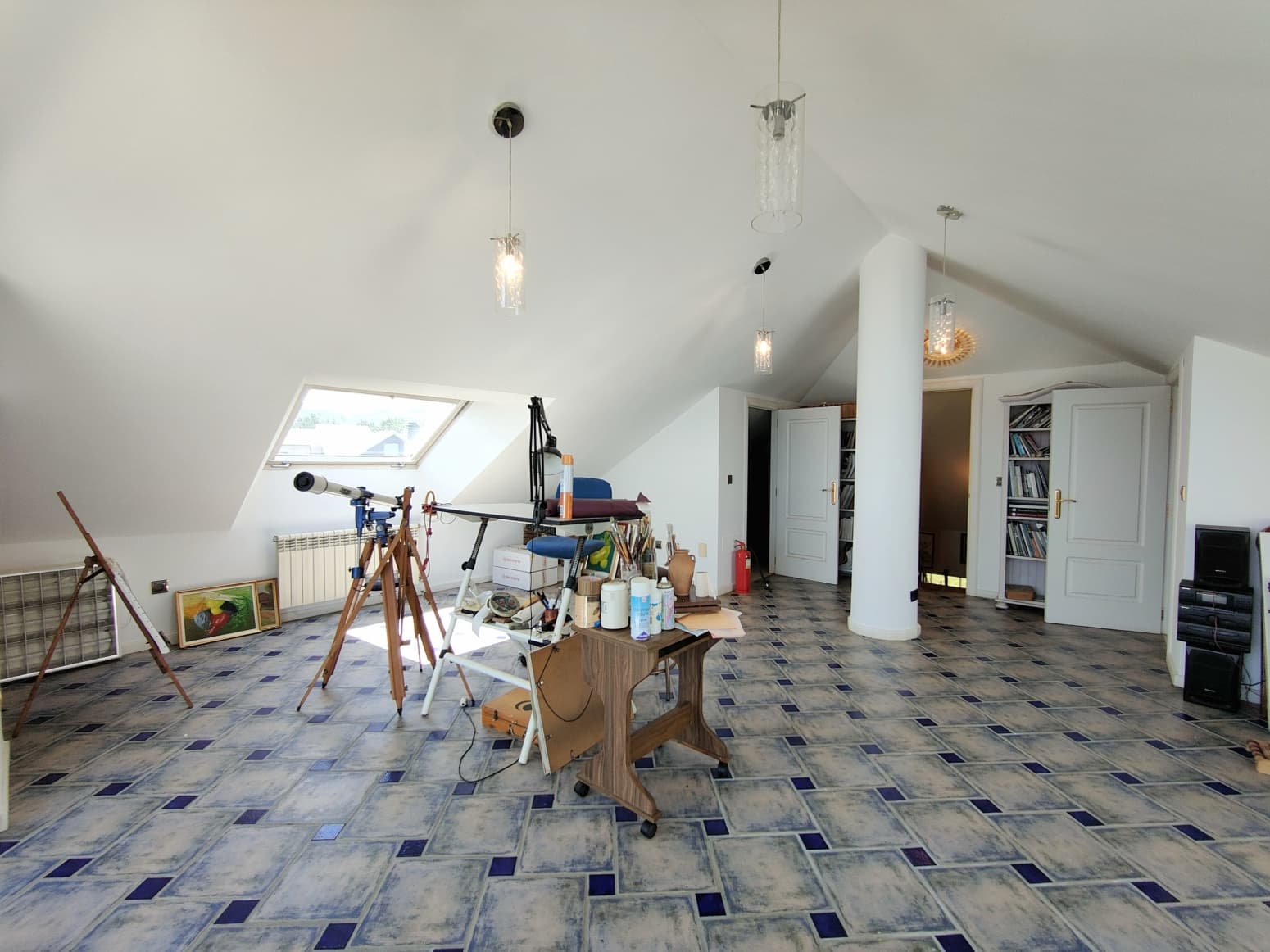 5 bedroom Villa for sale in Liencres with garage - € 950,000 (Ref: 8392316)