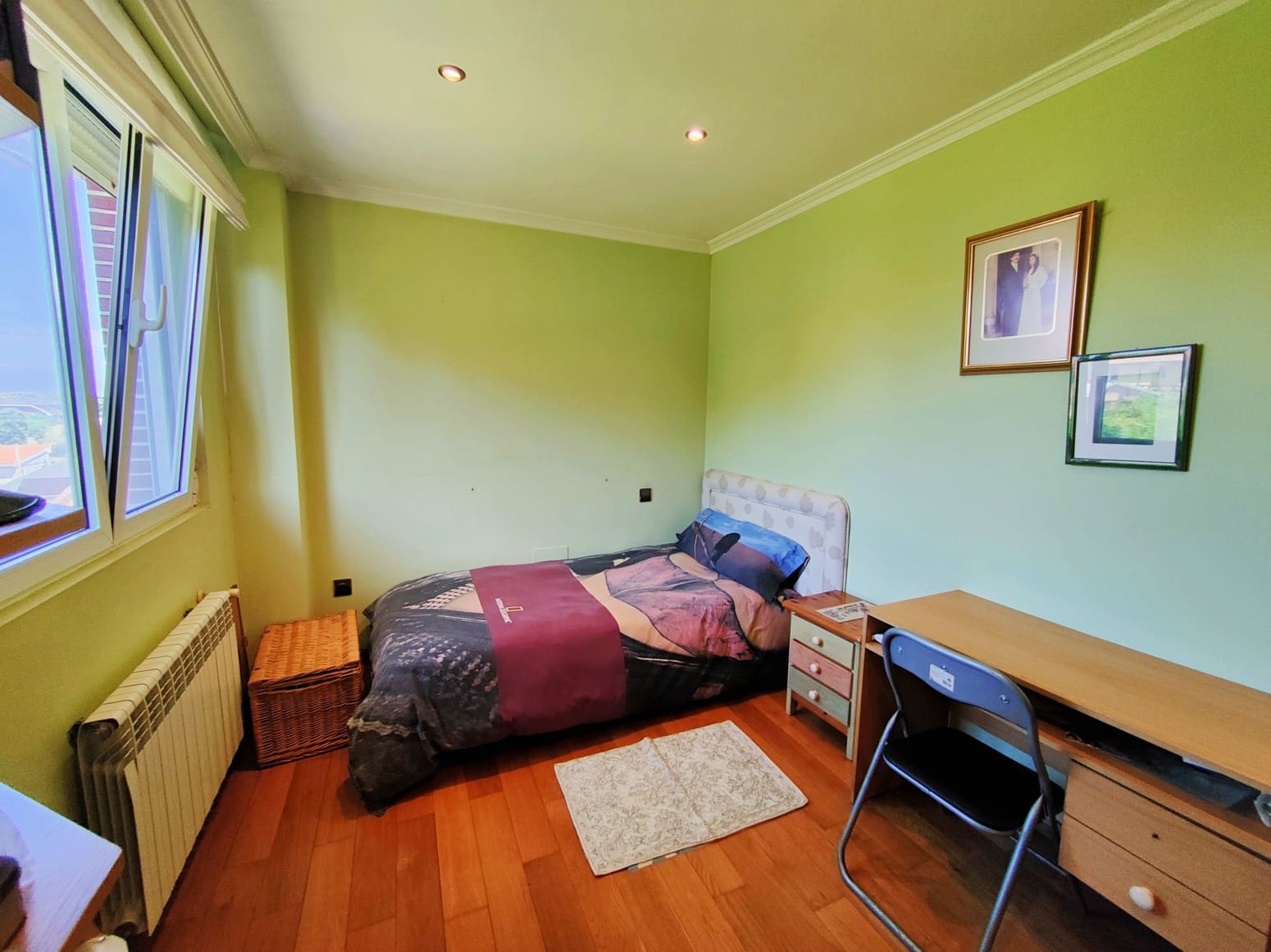 5 bedroom Villa for sale in Liencres with garage - € 950,000 (Ref: 8392316)