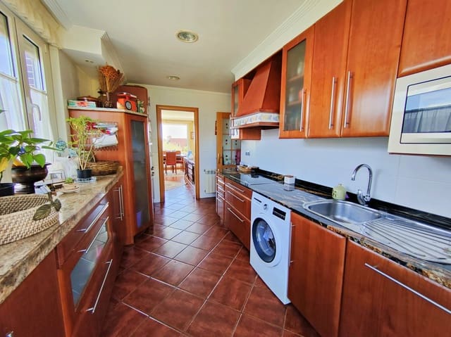 5 slaapkamer Villa te koop in Liencres, Piélagos met garage - € 950.000 (Ref: 8392316)