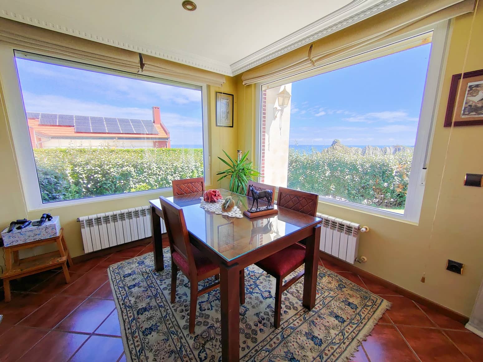 5 bedroom Villa for sale in Liencres with garage - € 950,000 (Ref: 8392316)