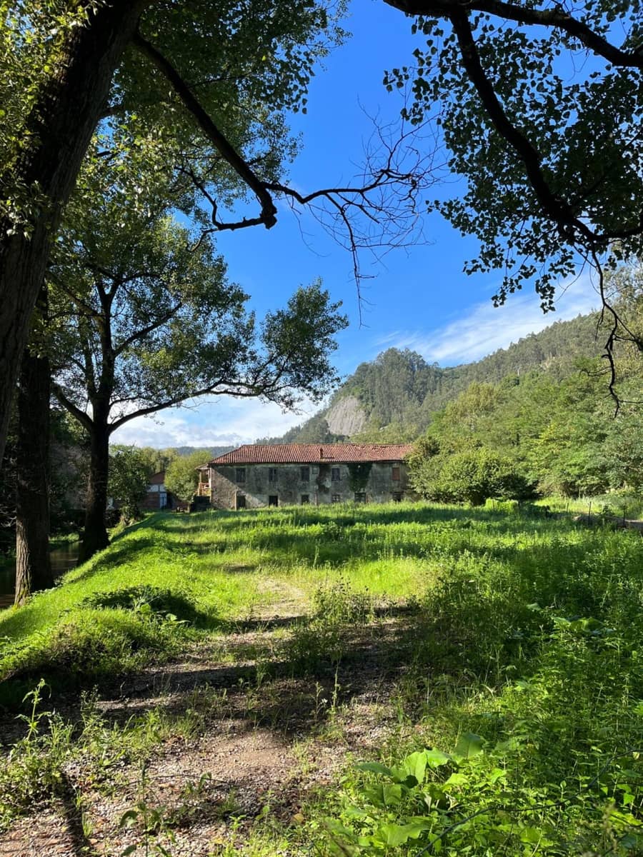 15 soveværelse Villa til salg i San Felices de Buelna - € 175.000 (Ref: 8556613)