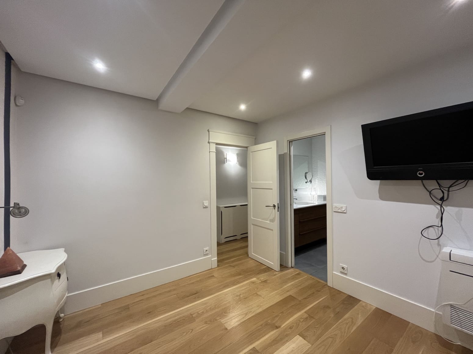 4 bedroom Flat for sale in Santander - € 895,000 (Ref: 8757511)