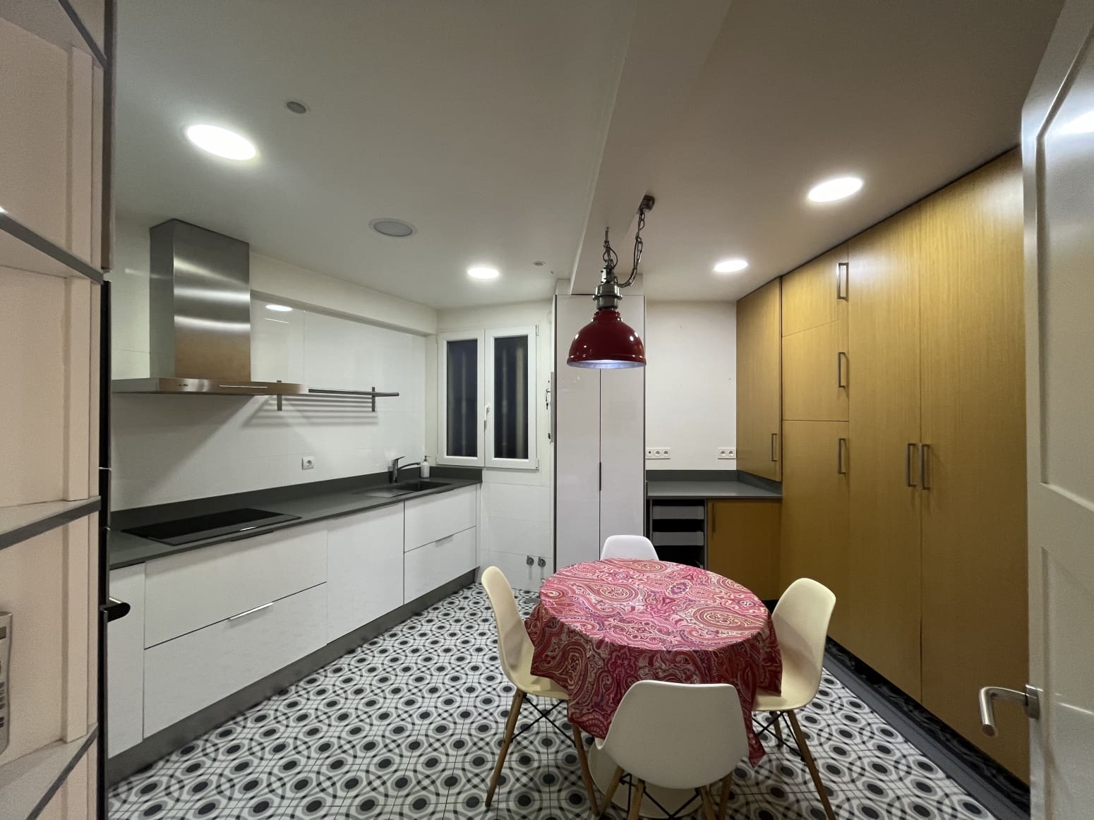 4 bedroom Flat for sale in Santander - € 895,000 (Ref: 8757511)