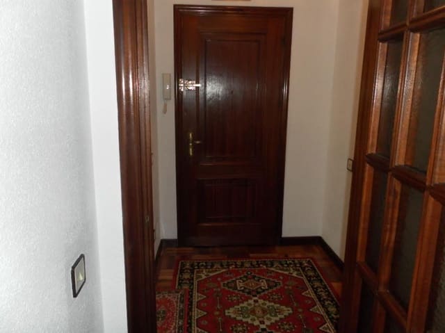 1 quarto Apartamento para arrendar em Santander - 780 € (Ref: 8884053)