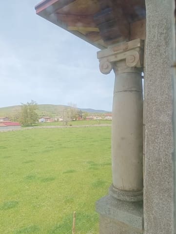 8 bedroom Villa for sale in Campoo de Yuso - € 295,000 (Ref: 8896481)