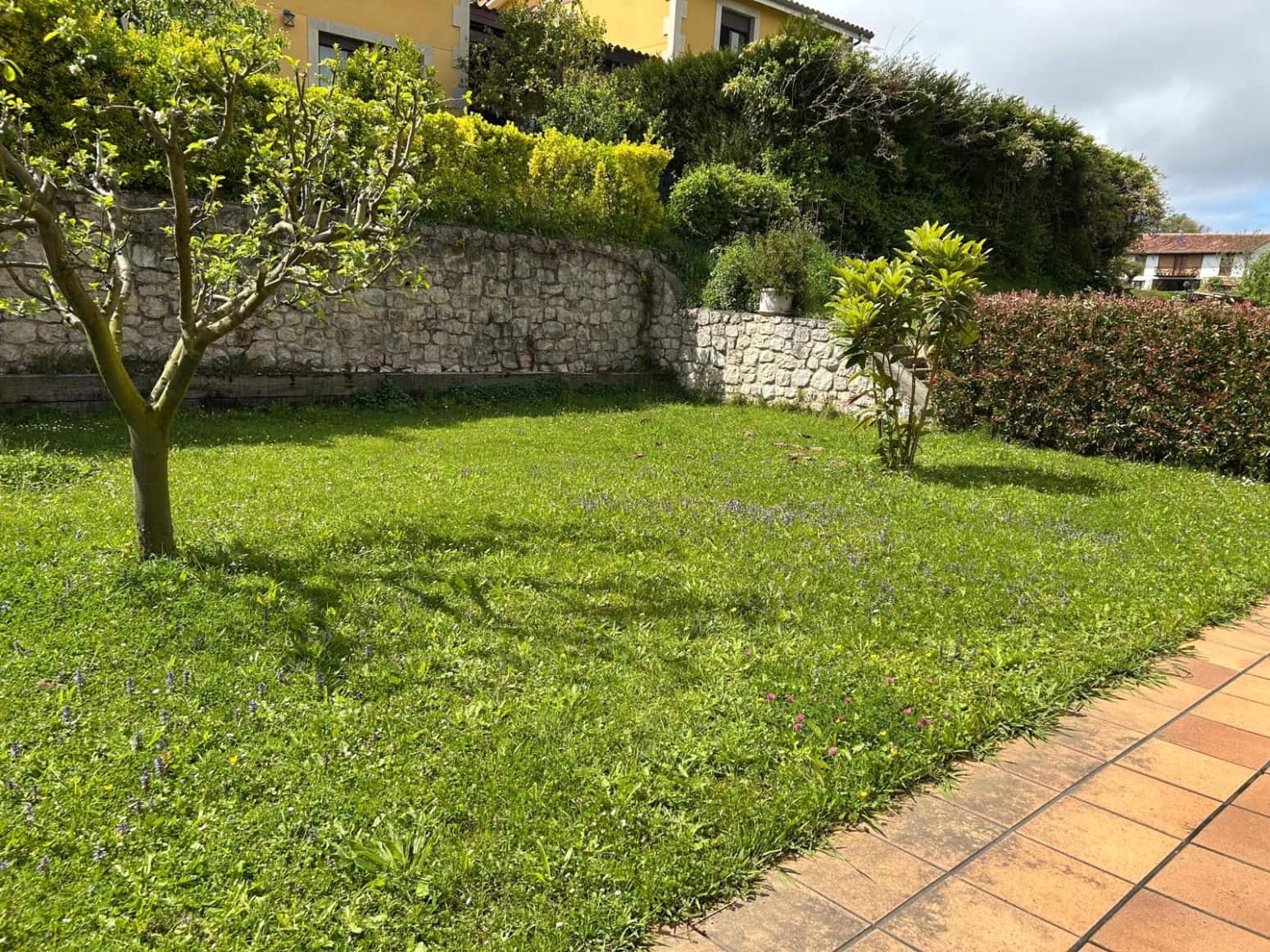 4 soveværelse Villa til salg i Santillana del Mar med garage - € 410.000 (Ref: 8978562)