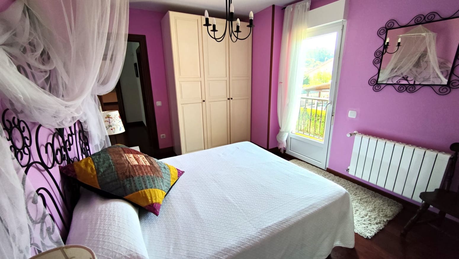 6 bedroom Villa for sale in Barcena de Cicero - € 440,000 (Ref: 9007758)